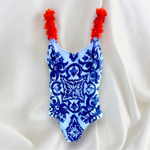 NEW Blue & White Porcelain Petal Sleeve Swimsuit Size Small w/ Sarong OS - Picture 2 of 12